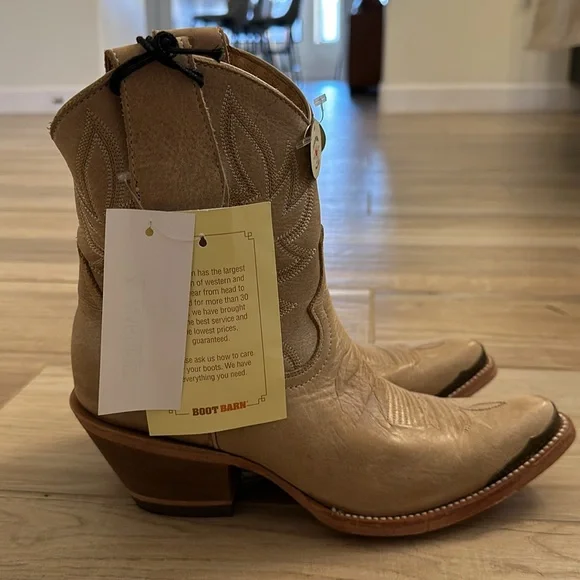 IDYLLWIND WHEELS NATURAL WESTERN BOOTIES - ROUND TOE-NWT - Picture 4 of 7